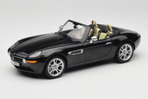BMW Z8 Preto Kyosho 1:18 80439411729 Metal