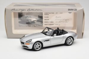 BMW Z8 E52 Cabriolet Prateado Kyosho 1:18 80432411551 Metal - imagem 8 de 8
