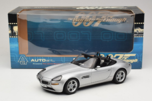 BMW Z8 Prateado 007 The World Is Not Enough AUTOart 1:18 70511 Metal - imagem 8 de 8
