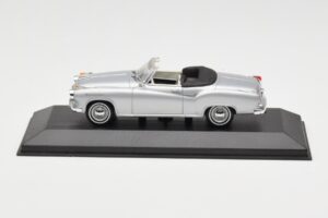 Borgward Isabella Cabriolet Prata Minichamps 1:43 400096030 Metal