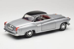 Borgward Isabella Coupe Cinzento & Preto Revell 1:18 8989 Metal - imagem 5 de 8
