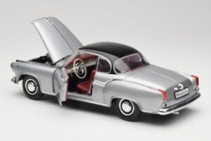 Borgward Isabella Coupe Cinzento & Preto Revell 1:18 8989 Metal - imagem 7 de 8
