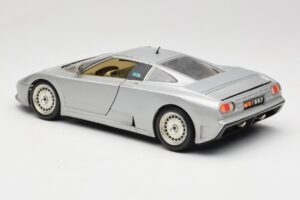 Bugatti EB110 Prata Bburago 1:18 3035-S Metal - imagem 7 de 8