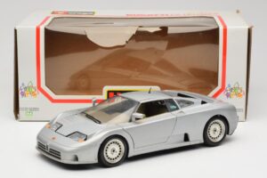 Bugatti EB110 Prata Bburago 1:18 3035-S Metal - imagem 8 de 8
