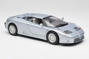 Bugatti EB110 SS Prata Anson 1:18 30303-W-M2 Metal - imagem 6 de 8