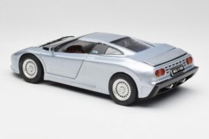 Bugatti EB110 SS Prata Anson 1:18 30303-W-M2 Metal - imagem 7 de 8