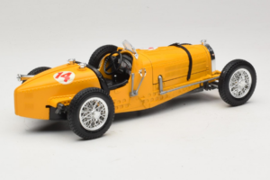 Bugatti Type 59 #14 Grand Prix Laranja Bburago 1:18 3012 Metal - imagem 2 de 6