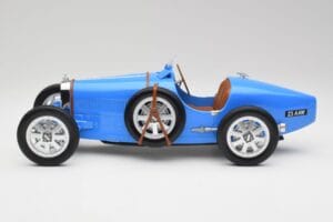 Bugatti Type 35 Azul Norev 1:12 125705 Metal - imagem 3 de 6