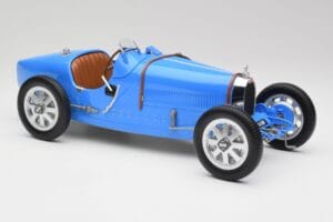 Bugatti Type 35 Azul Norev 1:12 125705 Metal - imagem 4 de 6