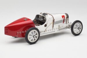 Bugatti Type 35 GP Poland 1924 CMC 1:18 M-100 B-003 Metal - imagem 2 de 6