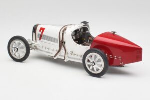 Bugatti Type 35 GP Poland 1924 CMC 1:18 M-100 B-003 Metal - imagem 5 de 6