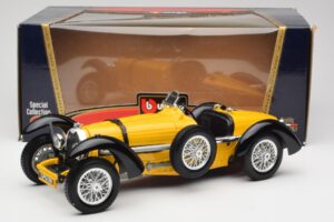 Bugatti Type 59 Amarelo Bburago 1:18 3005 Metal - imagem 8 de 8