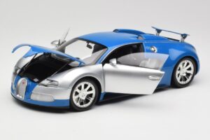 Bugatti Veyron Edition Centenaire Chrome Blue Minichamps 1:18 100110850 Metal - imagem 2 de 8