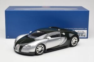 Bugatti Veyron Edition Centenaire Chrome Green Minichamps 1:18 100110852 Metal - imagem 8 de 8