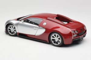 Bugatti Veyron Edition Centenaire Chrome Red Minichamps 1:18 100110851-O Metal - imagem 7 de 8