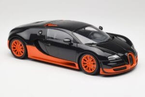 Bugatti Veyron Super Sport World Record Edition Carbon & Orange Minichamps 1:18 100110840 Metal - imagem 6 de 8