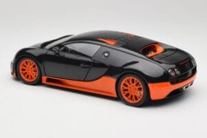 Bugatti Veyron Super Sport World Record Edition Carbon & Orange Minichamps 1:18 100110840 Metal - imagem 7 de 8