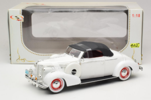Buick Century Cabriolet Branco Signature Models 1:18 18131 Metal - imagem 6 de 6