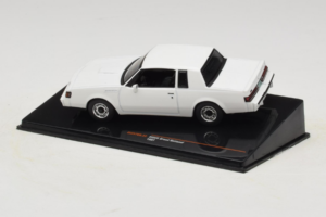Buick Grand National Branco IXO 1:43 CLC576N Metal - imagem 3 de 4