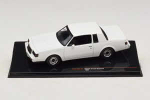 Buick Grand National Branco IXO 1:43 CLC576N Metal