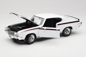 Buick GSX Branco American Muscle 1:18 AMM1322/06 Metal - imagem 2 de 8