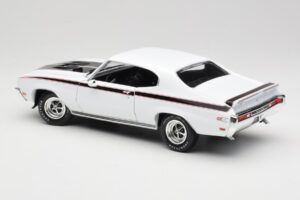 Buick GSX Branco American Muscle 1:18 AMM1322/06 Metal - imagem 7 de 8