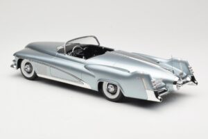 Buick Le Sabre Concept Light Blue Metallic BoS Models 1:18 BOS199 Resina - imagem 5 de 6