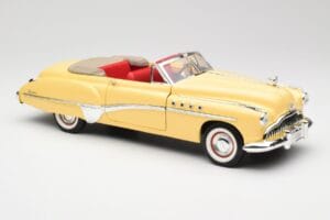 Buick Roadmaster Chrome Yellow Motormax 1:18 23124646-M17 Metal - imagem 6 de 8