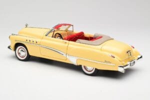 Buick Roadmaster Chrome Yellow Motormax 1:18 23124646-M17 Metal - imagem 7 de 8