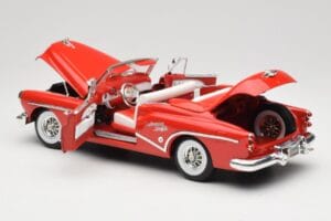 Buick Skylark Cabriolet Vermelho Motormax 1:18 73129 Metal - imagem 5 de 8