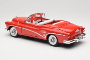 Buick Skylark Cabriolet Vermelho Motormax 1:18 73129 Metal - imagem 7 de 8