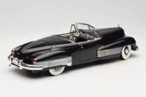 Buick Y-Job Preto Anson 1:18 30409 Metal - imagem 3 de 8