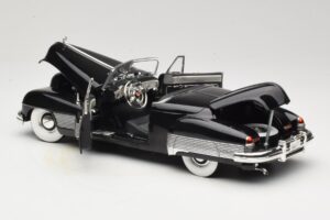 Buick Y-Job Preto Anson 1:18 30409 Metal - imagem 5 de 8