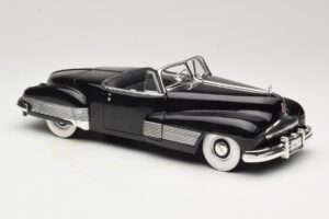 Buick Y-Job Preto Anson 1:18 30409 Metal - imagem 6 de 8