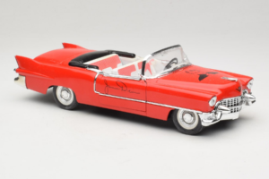 Cadillac Cabriolet Vermelho James Dean Solido 1:18 98019 Metal - imagem 6 de 8