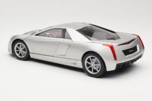 Cadillac Cien Prata Hot Wheels 1:18 57296 Metal - imagem 7 de 8