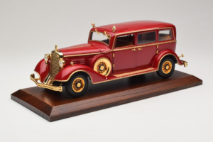 Cadillac Deluxe Tudor Limusina de Estado Puyi Último Imperador da China Sun Star 1:18 4100 Metal - imagem 8 de 9