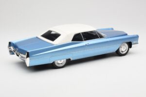Cadillac DeVille Azul KK-Scale 1:18 KKDC180314 Metal - imagem 2 de 6