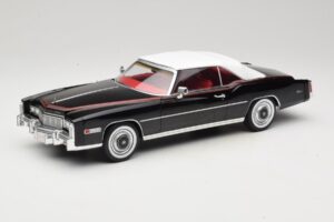 Cadillac Eldorado Cabriolet Preto MCG 1:18 MCG18473 Metal - imagem 2 de 8