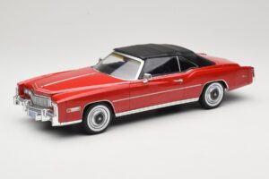 Cadillac Eldorado Cabriolet Vermelho MCG 1:18 MCG18471 Metal - imagem 2 de 8