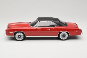 Cadillac Eldorado Cabriolet Vermelho MCG 1:18 MCG18471 Metal - imagem 4 de 8