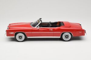 Cadillac Eldorado Cabriolet Vermelho MCG 1:18 MCG18471 Metal - imagem 5 de 8