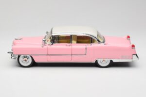 Cadillac Fleetwood Elvis Presley Rosa MRC 1:18 LIC1000 Metal - imagem 4 de 8