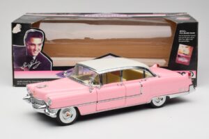 Cadillac Fleetwood Elvis Presley Rosa MRC 1:18 LIC1000 Metal - imagem 8 de 8