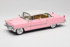 Cadillac Fleetwood Elvis Presley Rosa MRC 1:18 LIC1000 Metal