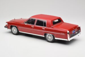 Cadillac Fleetwood Brougham Vermelho Escuro Metálico MCG 1:18 MCG18251 Metal - imagem 4 de 6