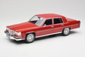 Cadillac Fleetwood Brougham Vermelho Escuro Metálico MCG 1:18 MCG18251 Metal