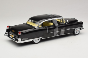 Cadillac Fleetwood Series 60 The Godfather Greenlight 1:18 12949 Metal - imagem 2 de 6
