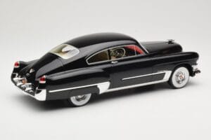 Cadillac Series 62 Club Sedanette Preto BoS Models 1:18 BOS292 Resina - imagem 2 de 6