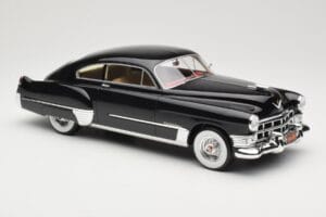 Cadillac Series 62 Club Sedanette Preto BoS Models 1:18 BOS292 Resina - imagem 4 de 6